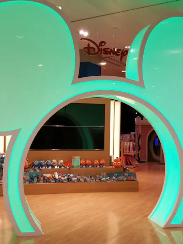 Decoración en metacrilato - Enmarcados de negocios