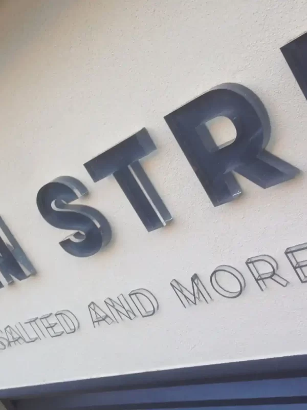 Letras corpóreas a medida para cartelería