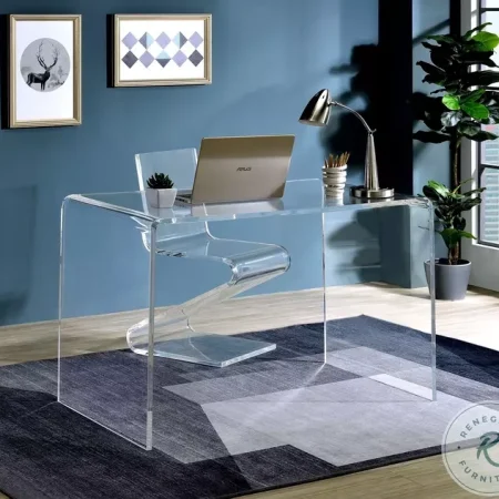 Decoración interior en metacrilato con escritorio