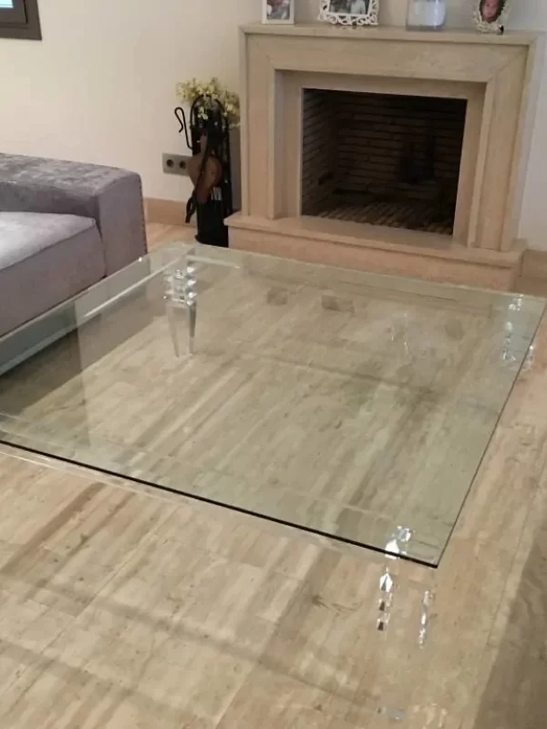 Mesas de metacrilato a medida para hogares