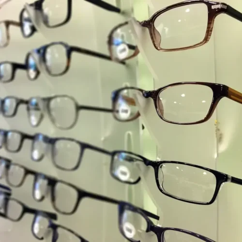 Óptica bien organizada con nuestros plegados